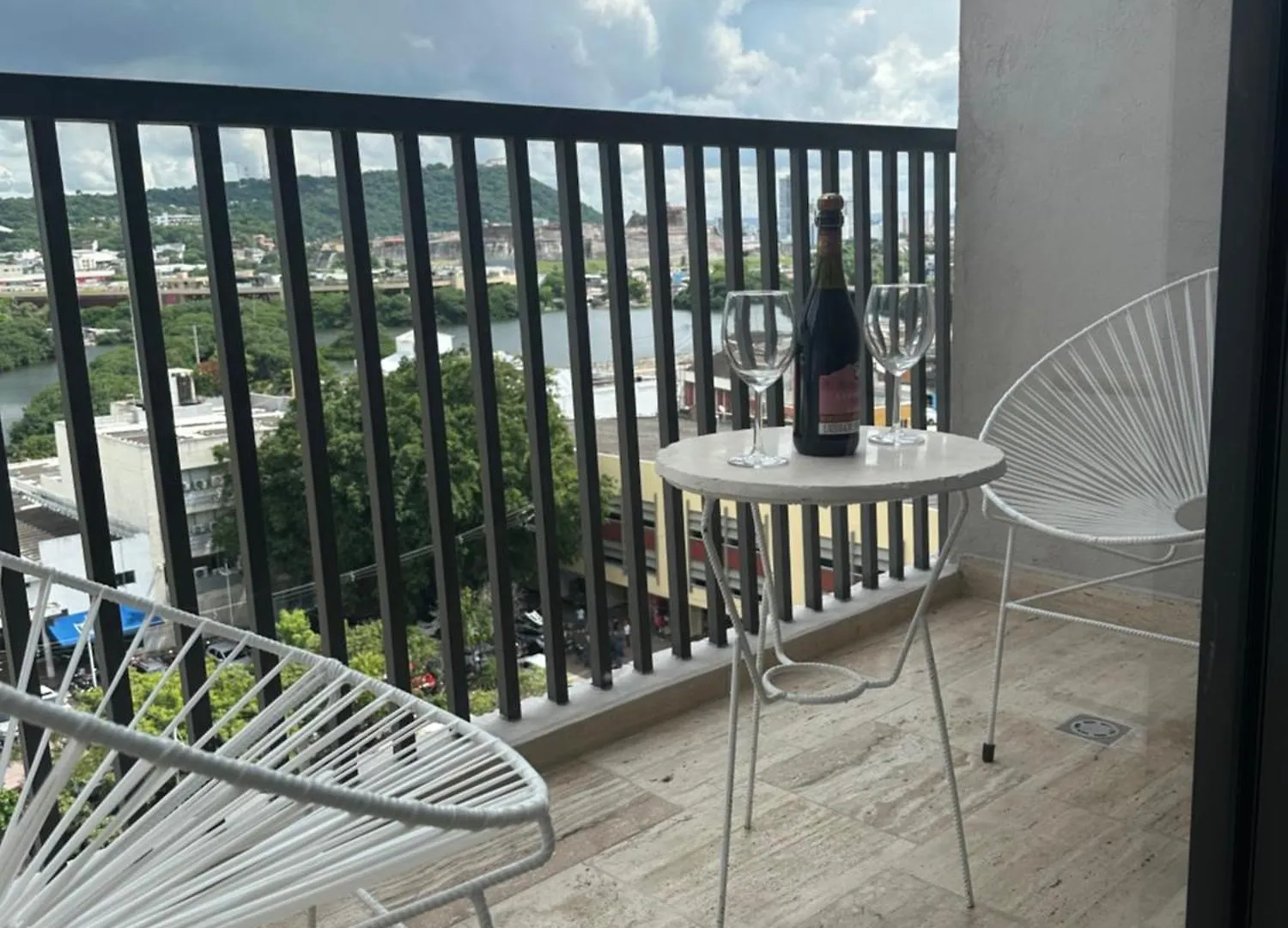 Apt San Basilio Cartagena 0*,  Colombia